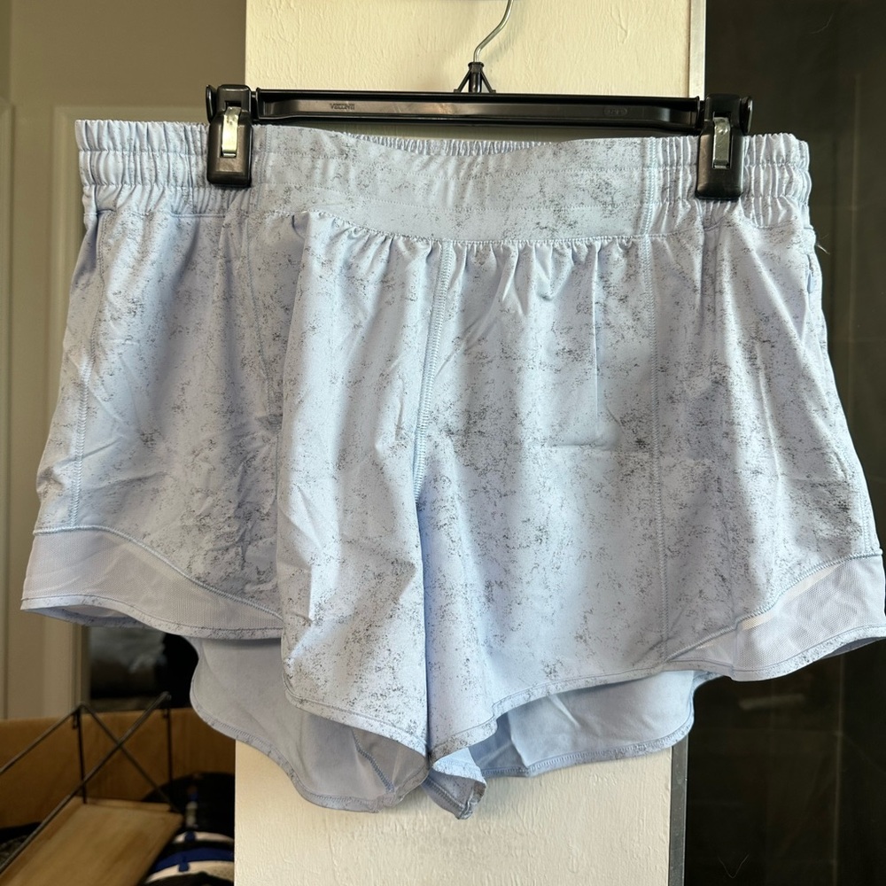 Lululemon shorty Hot Short
